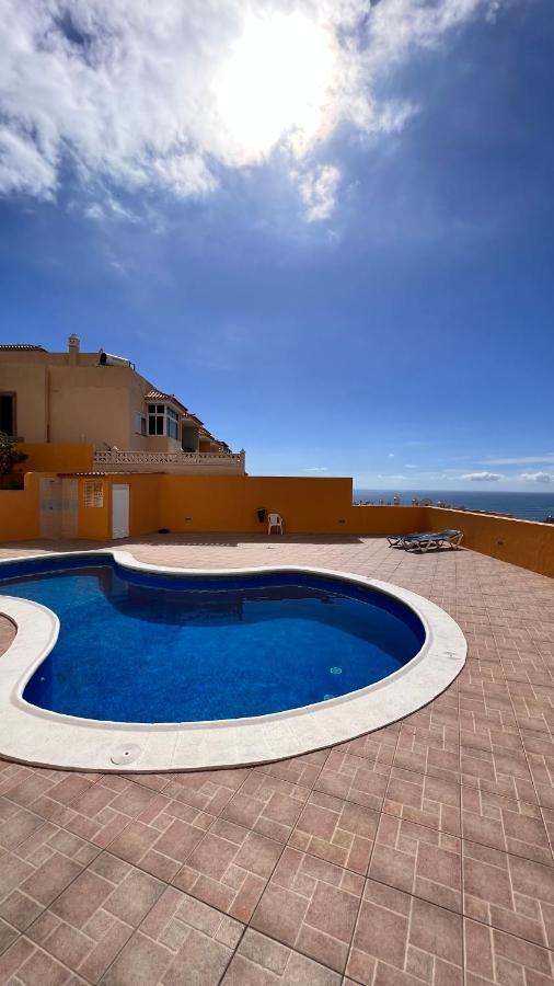Crystal Chill , South Tenerife Costa Adeje (Tenerife)