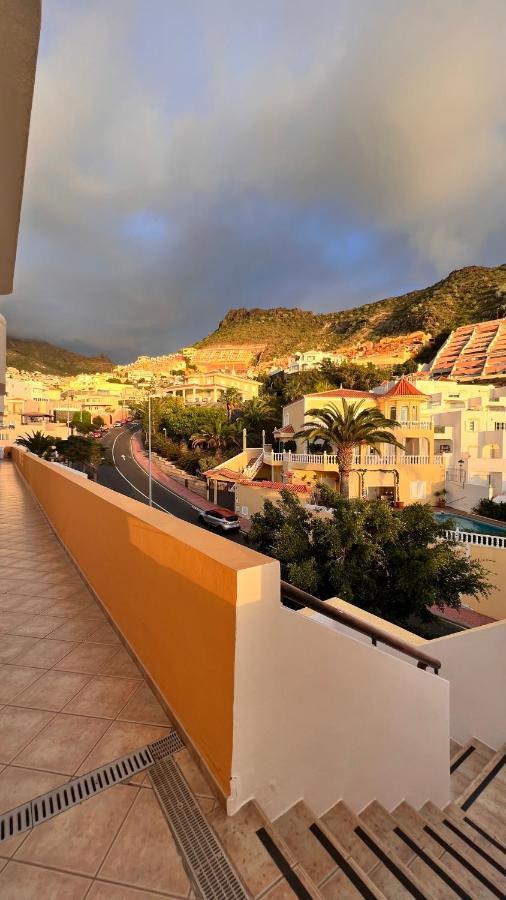 Crystal Chill , South Tenerife Apartment *